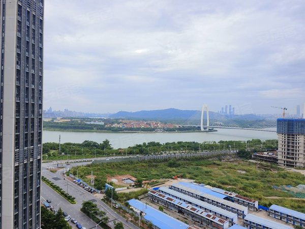 南宁良庆良庆镇天誉城(商住楼)带燃气,押一付一,天誉城江景loft一房一