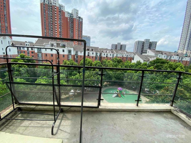 南湖春城 产权清晰 满五 双卫格局 临地铁 高楼层视野