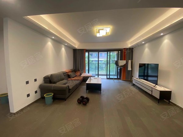 苏州常熟招商城琴鸣雅院琴湖西里精装四房大平层洋房拎包入住出租出租