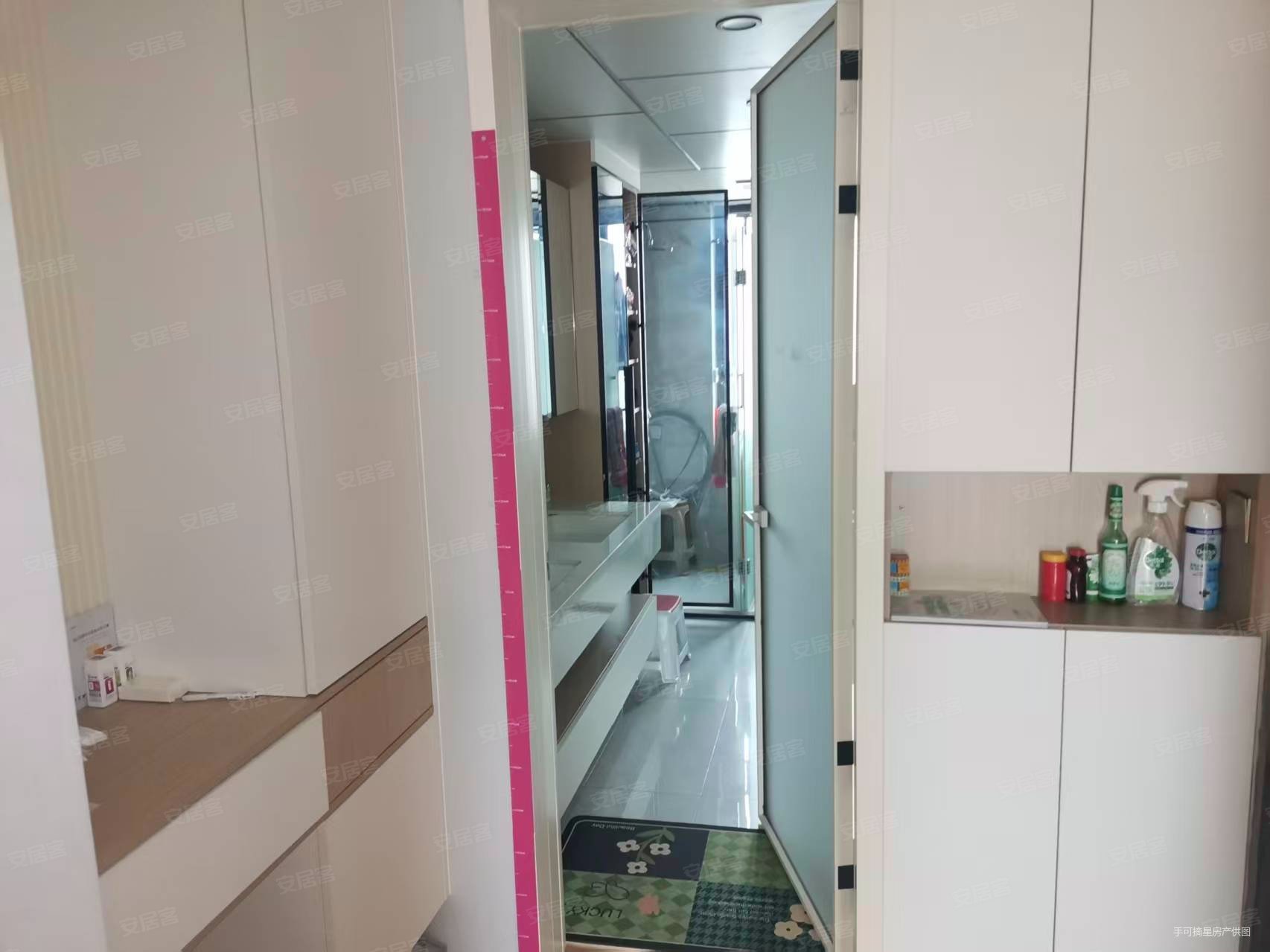 秀兰城市花园6室3厅2卫258㎡南北235万