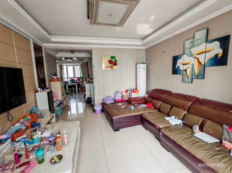 鼓楼广场旁风尚米兰新上地铁口超市商场配套齐全看房方便