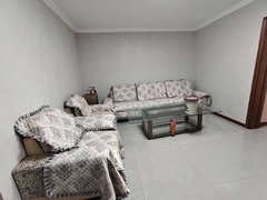 烟台莱阳莱阳城区御龙山,电梯洋房三室1000,配套齐全带小房,西关,丽都附近出租房源真实图片