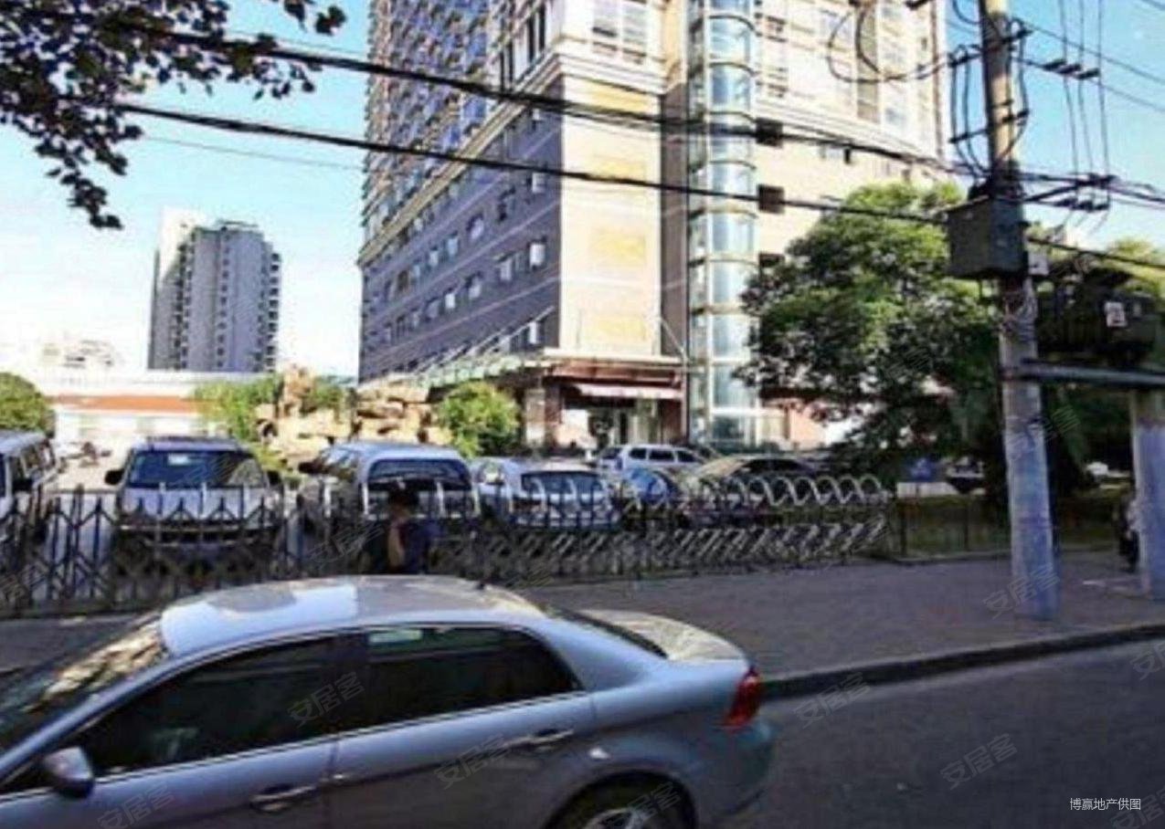 交通便利 双卫格局 精装可拎包入住 近地铁 电梯房,金桥中环大厦二手