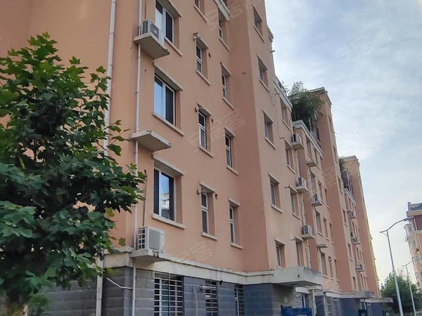 保定莲池儿童医院东湖庄园a区深圳园东湖多层电梯洋房,家具家电齐全,3