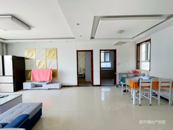 三中,仁厚庄北路湖景房,精装双气,有证可按揭,户型好小区安静,长庆