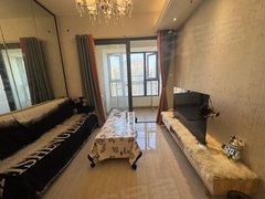 咸阳秦都秦都城区恒大帝景精装修公寓 两室一卫 家具家电齐全 干净环境好出租房源真实图片