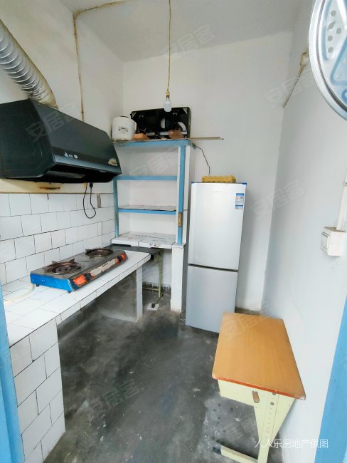 和平街地铁口一中附近小区,4楼,套二,双证齐全,郫县一中教师小区二手