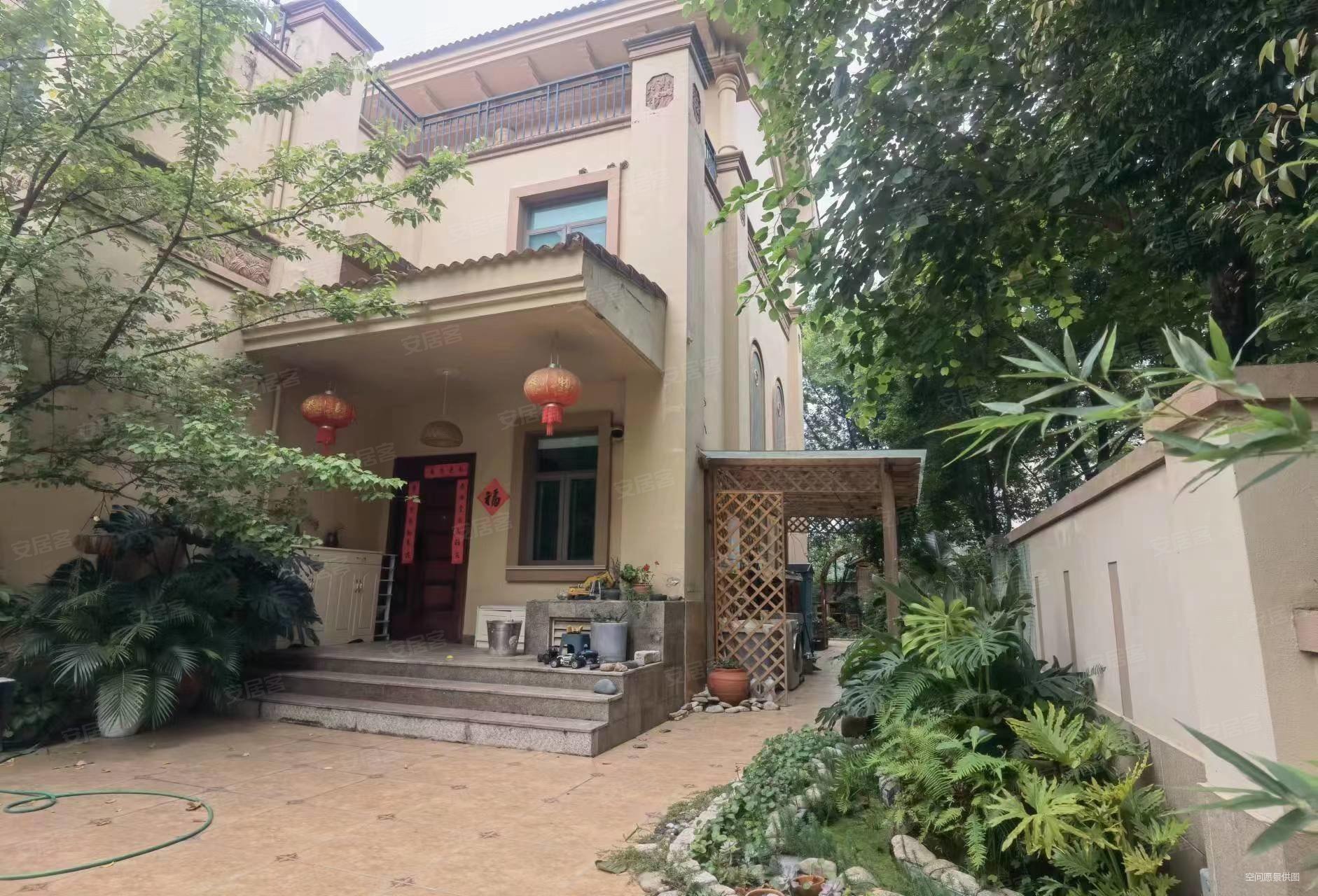 天府新区 麓山大道 联排端户装修带家具家电出售,雅居乐香草山(别墅)