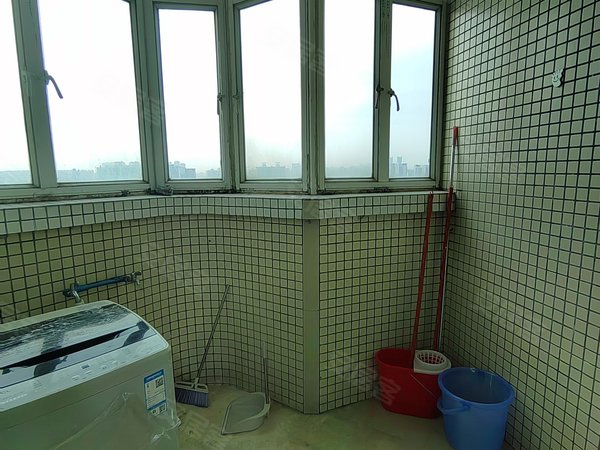 广州海珠江南大道中海逸花园海逸花园 近地铁口 电梯花园小区 精装修