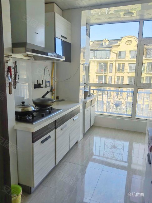 万科金域长春保利金香槟保利林语绿地中央墅电梯洋房两室两卫精装