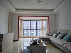 曲靖麒麟南市区阳光上城精装修4房带家具全新家电,每个房间都有衣柜出租房源真实图片