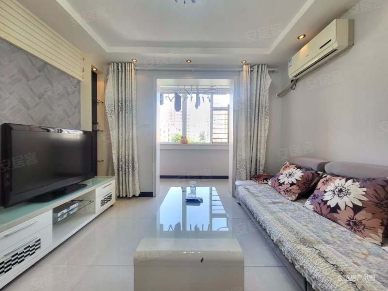 金泰花园电梯3楼,89平米63万两室两厅一卫,东北朝向