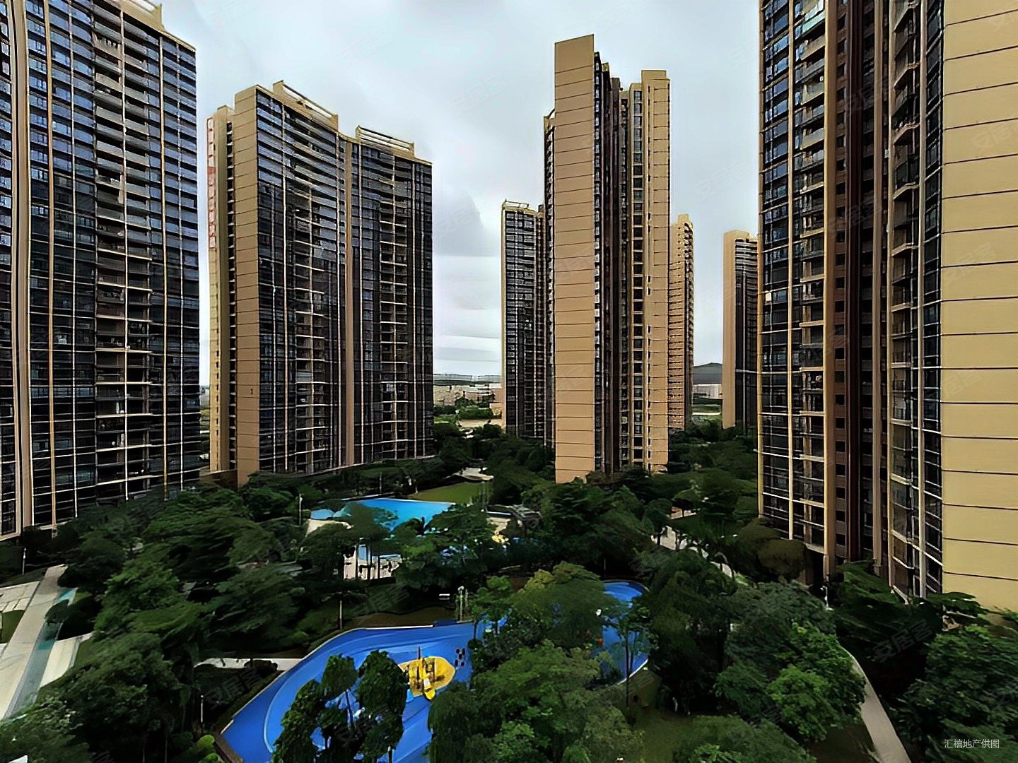 颐安灏景湾4室2厅2卫130.35㎡南北160万