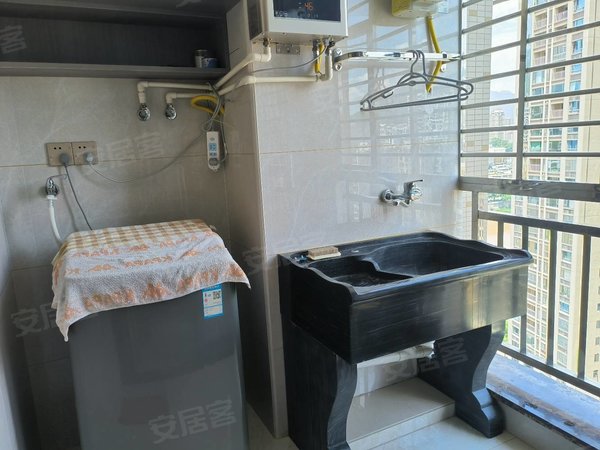 县城 碧湖佳苑,独立两房一厅,家电家具齐全,1500包物业,安溪租房-泉州