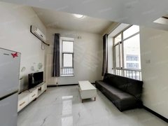 三河燕郊镇燕郊城区急租方立方高楼层南向精装大一居，双包，拎包入住，视野好采光好出租房源真实图片