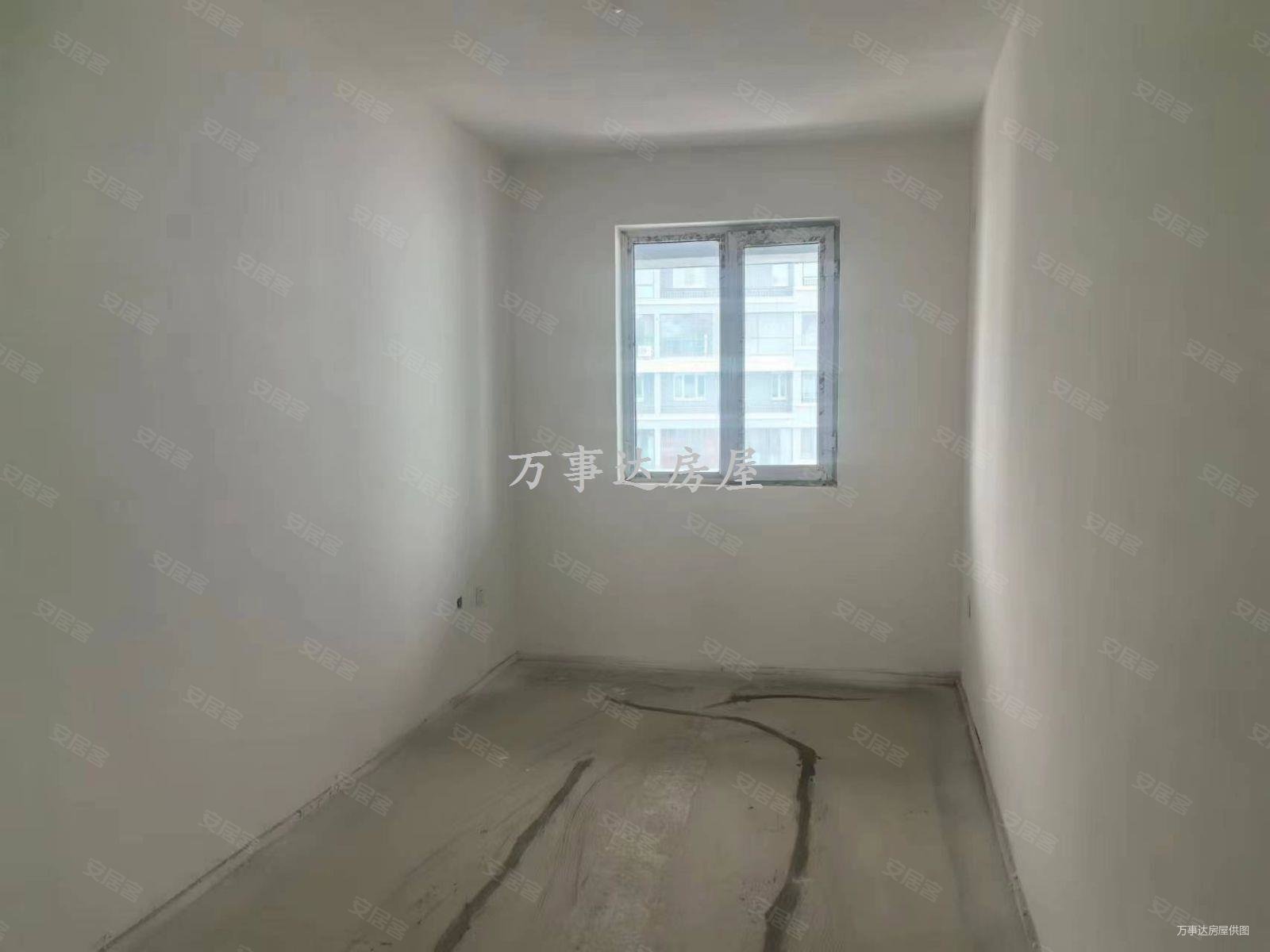 城南景苑3室2厅1卫135.46㎡南北55.6万