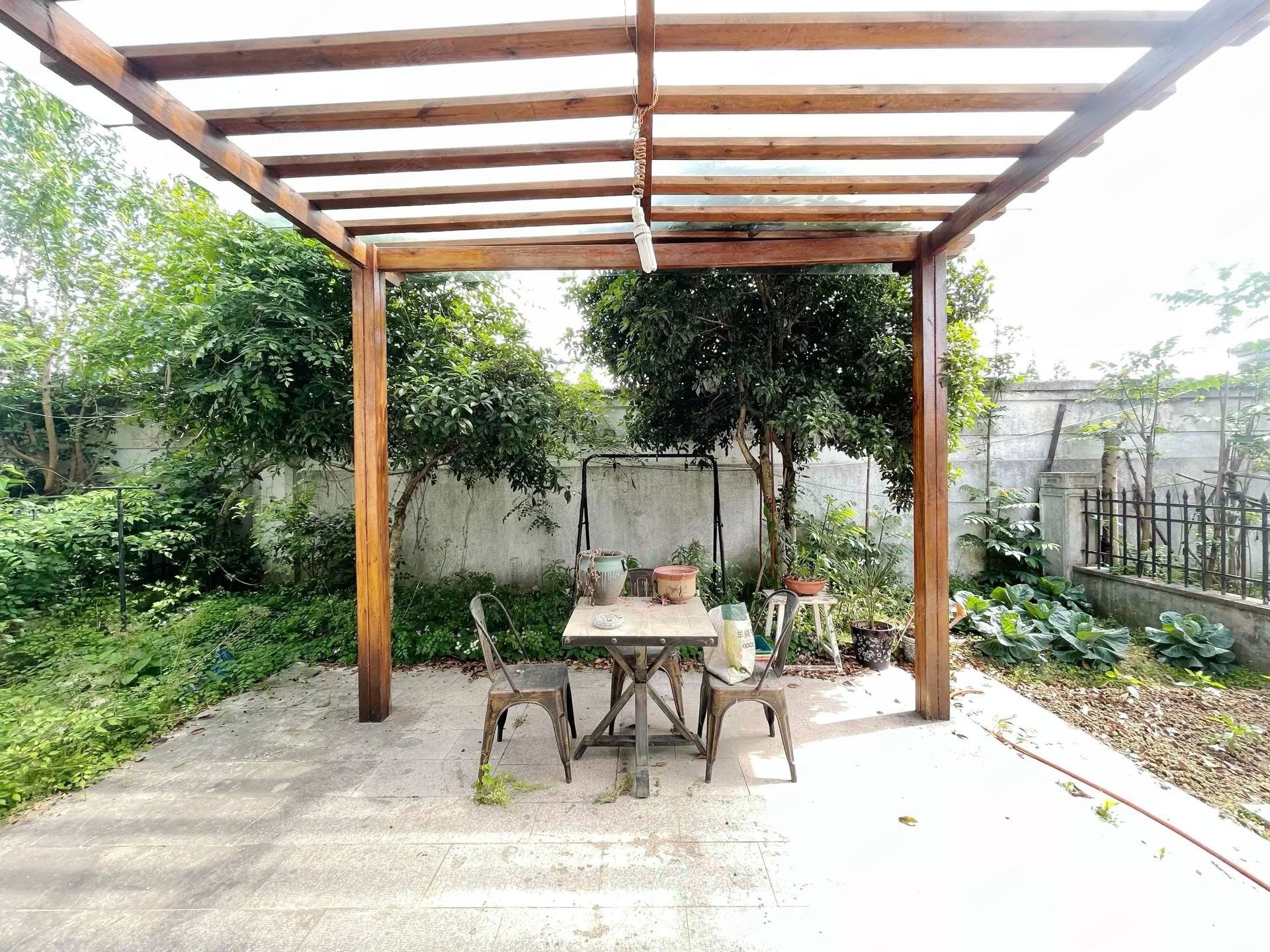 (精装大别墅)(两个大花园)(价钱可谈),紫竹园名人居二手房,400万,4室2