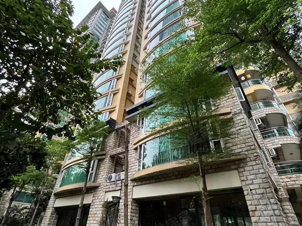 广州天河天河公园海景花园天河公园旁 精装三房带主卫 南向 小区环境