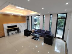 武汉江夏藏龙岛江夏藏龙岛阳光100大湖第别墅五室 纳帕溪谷 龙苑澜岸房源多出租房源真实图片