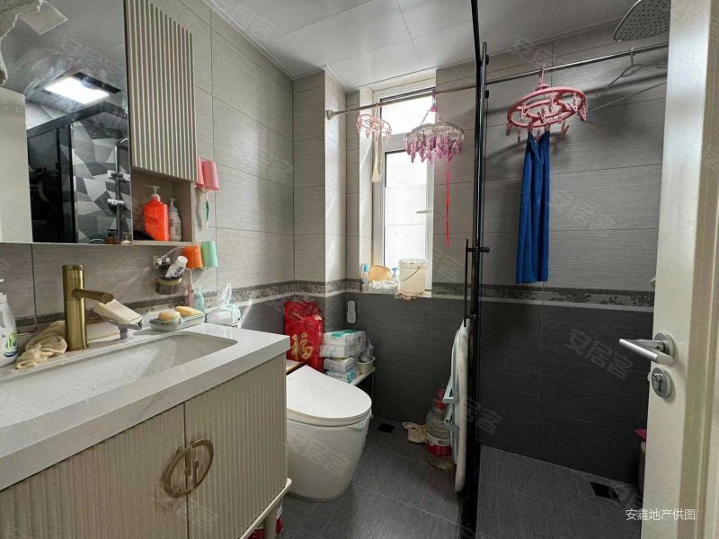 福居家园封闭小区三楼精装修婚房近市场难得好房