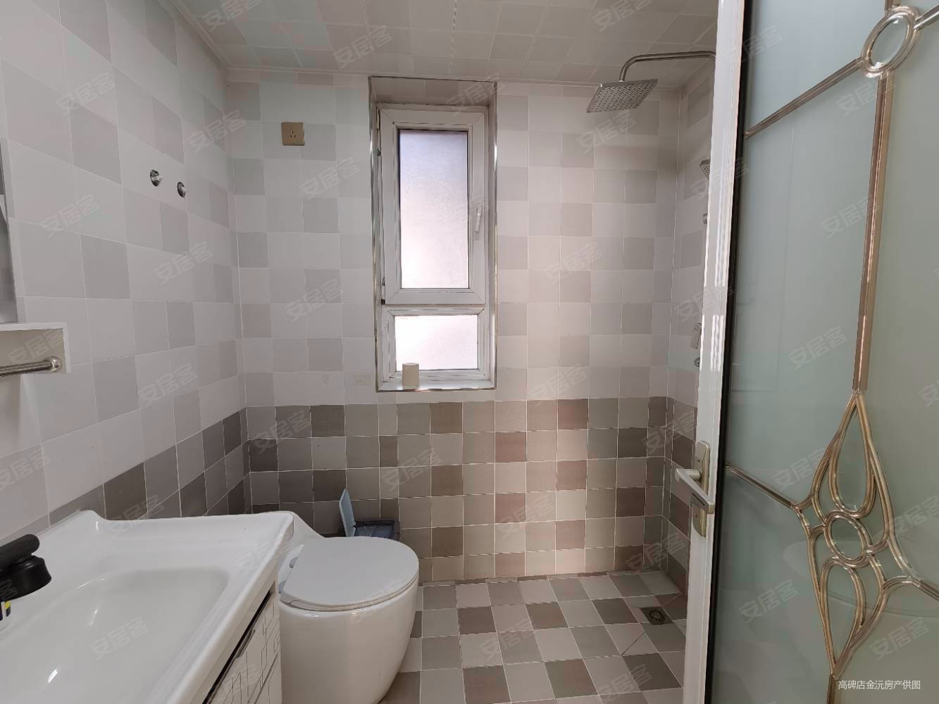 花溪墅3室2厅1卫103.86㎡南北67万