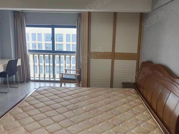 杭州富阳富春乐汇城精装单身公寓出租 朝南 配置齐全 拎包入住 看房有