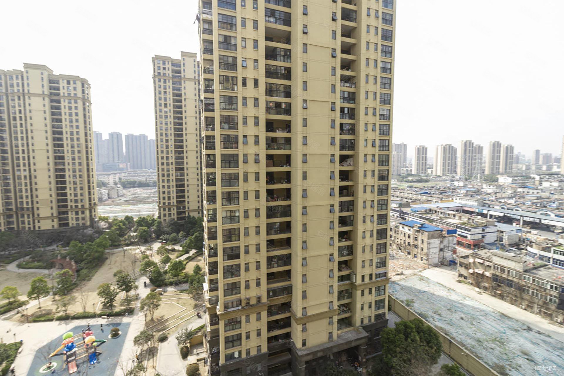 合肥房产网>合肥二手房>瑶海二手房>长江批发市场二手房>金辉枫尚>