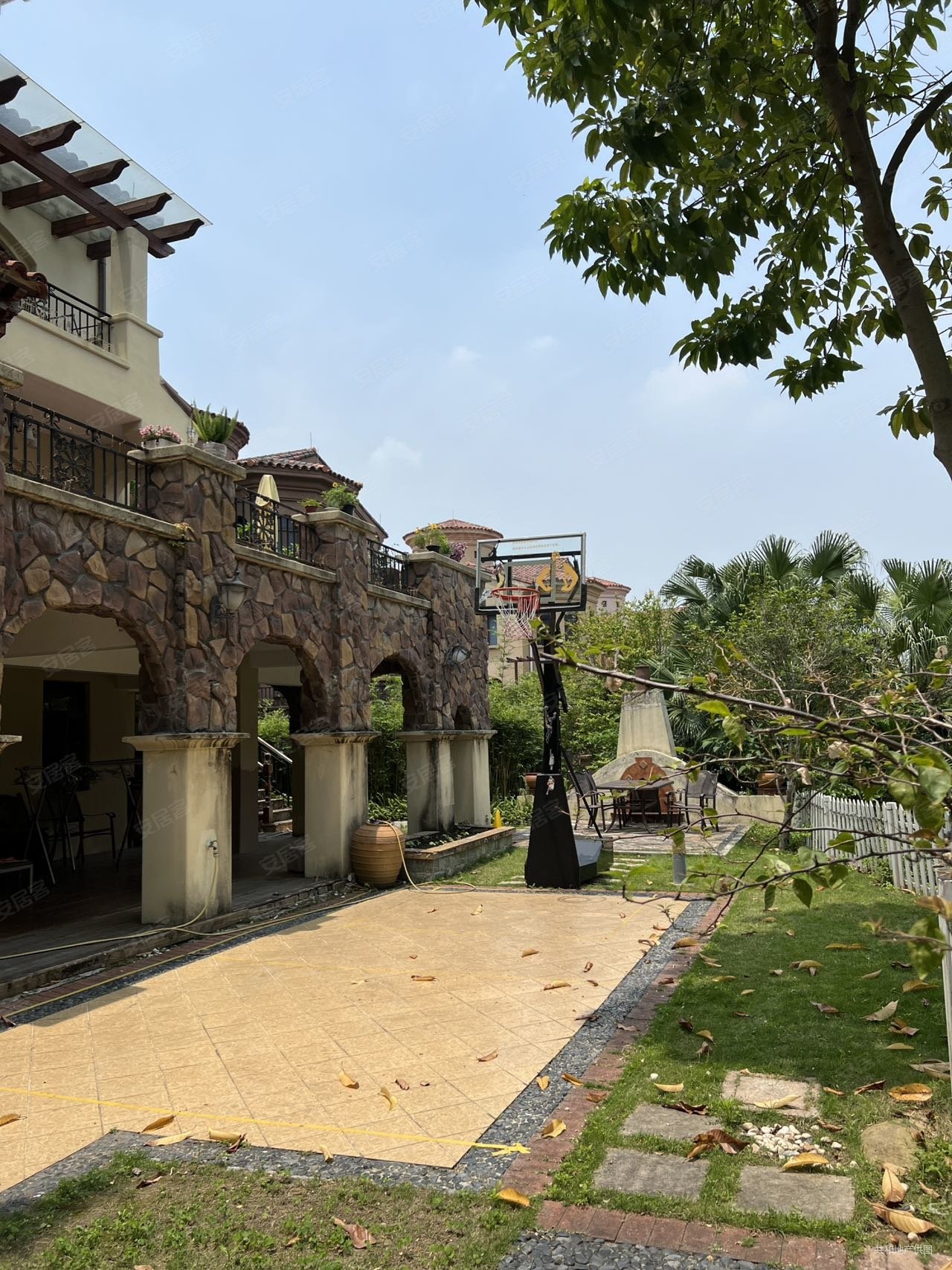 万科兰乔圣菲别墅