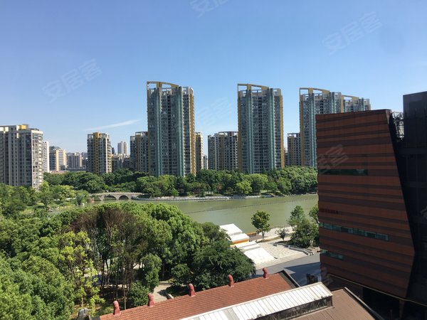 万科金域蓝湾 近湖滨路 电梯9楼 3室2厅 自带家具家电,滨湖租房-无锡