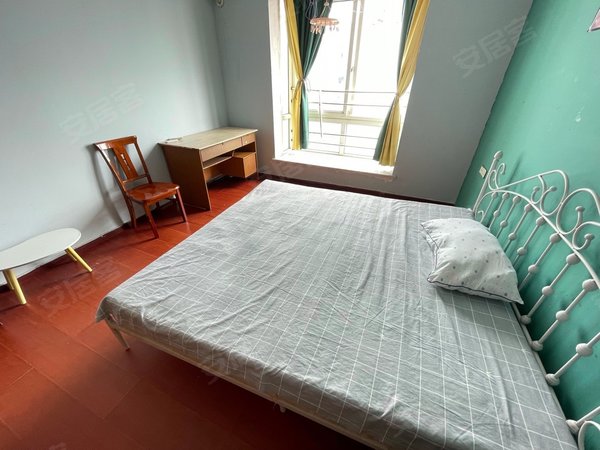 重庆南岸南坪泰正花园急租房子步行街精装主卧带卫带落地窗带独立洗衣