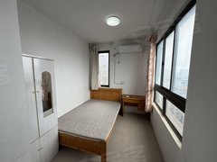 镇江润州南徐新城周边江苏科技大学继续教育学院南校区南山景园带阳台独立卫生间可短租出租房源真实图片