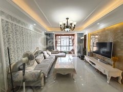 信阳羊山新区东方今典东方今典(D区) 精装3室 家具家电齐全 拎包入住出租房源真实图片