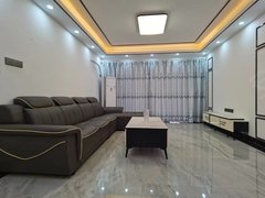 惠州博罗罗阳东江新城,精装修四房出租仅租1800,拎包入住随时看房出租房源真实图片