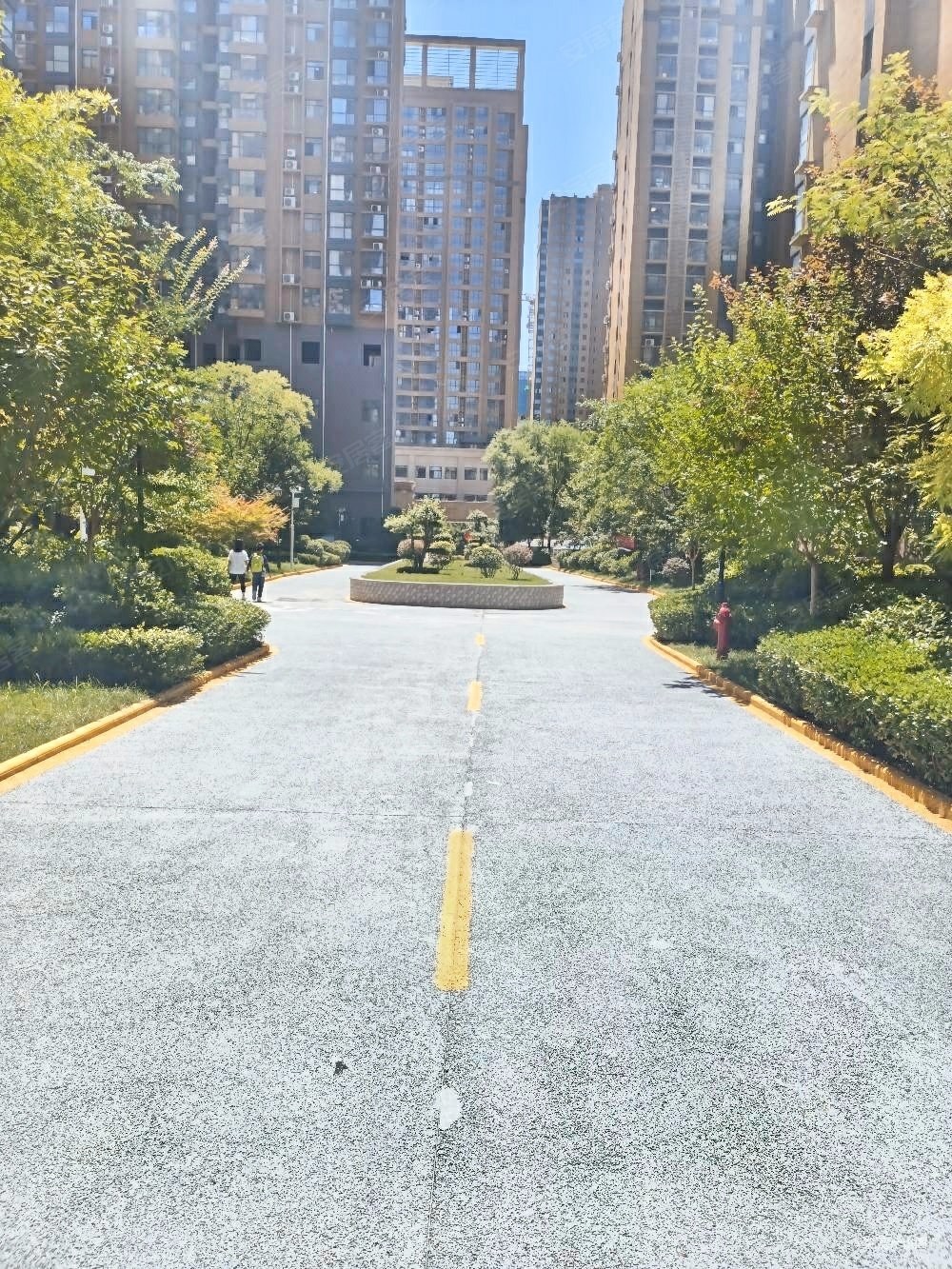 紫宸南苑3室2厅2卫115㎡南北99万