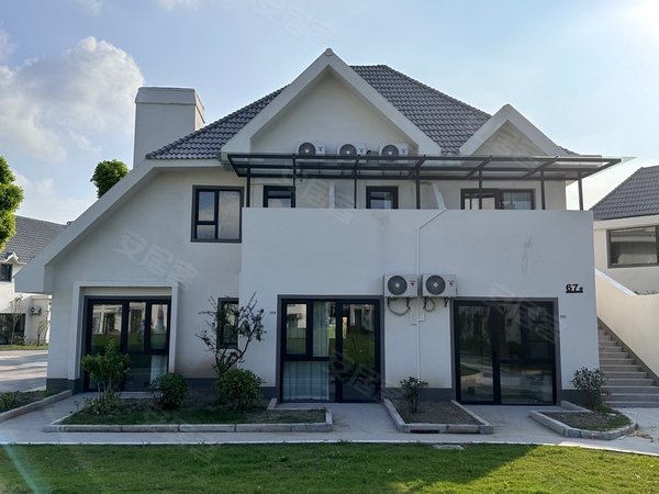 11号线南翔地铁口别墅园区配套健身房篮球场台球厅出租房源真实图片