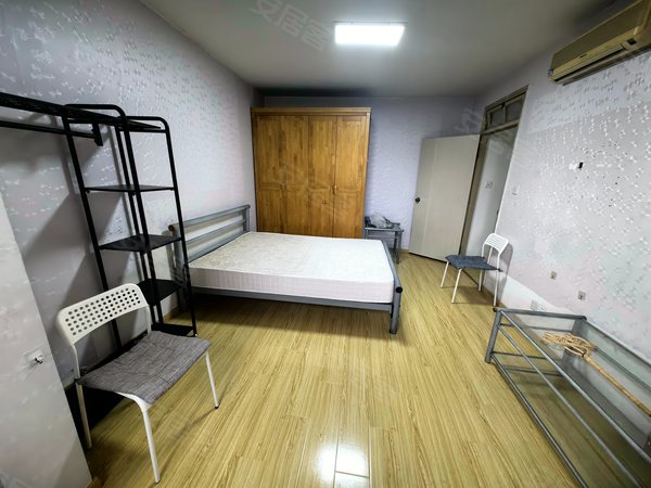 上海浦东三林凌云公寓近6号线地铁,凌云小雪门口,拎包入住,长租有需要