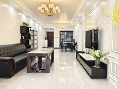 贵阳观山湖会展城茅台广场 融创九樾府 精装三房两卫 带地暖 拎包入住价格合理出租房源真实图片