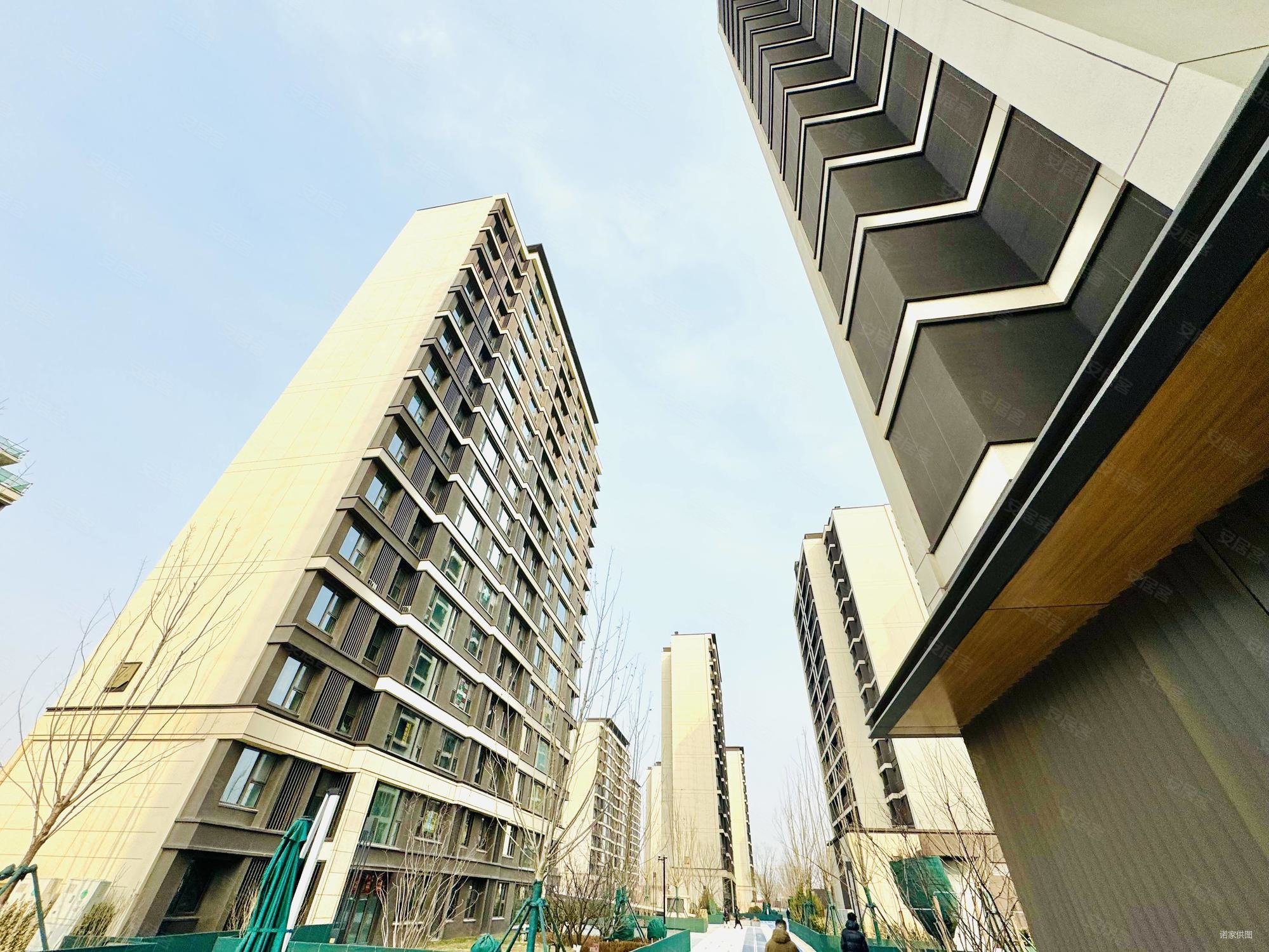 绿城桂语听兰交通便捷电梯房临地铁次新房满二