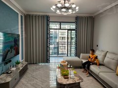 赤壁赤壁城区赤壁市区雍景新城 3室2厅2卫 精装修  拎包入住仅2000月出租房源真实图片