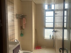 海口秀英秀英大道天伦誉海湾 3室2厅1卫  电梯房 精装修120平米出租房源真实图片