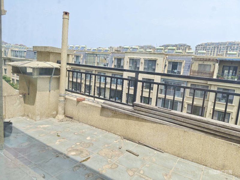 伯爵公馆 复试大h 单层121平 带南北露台 阁楼正常层高