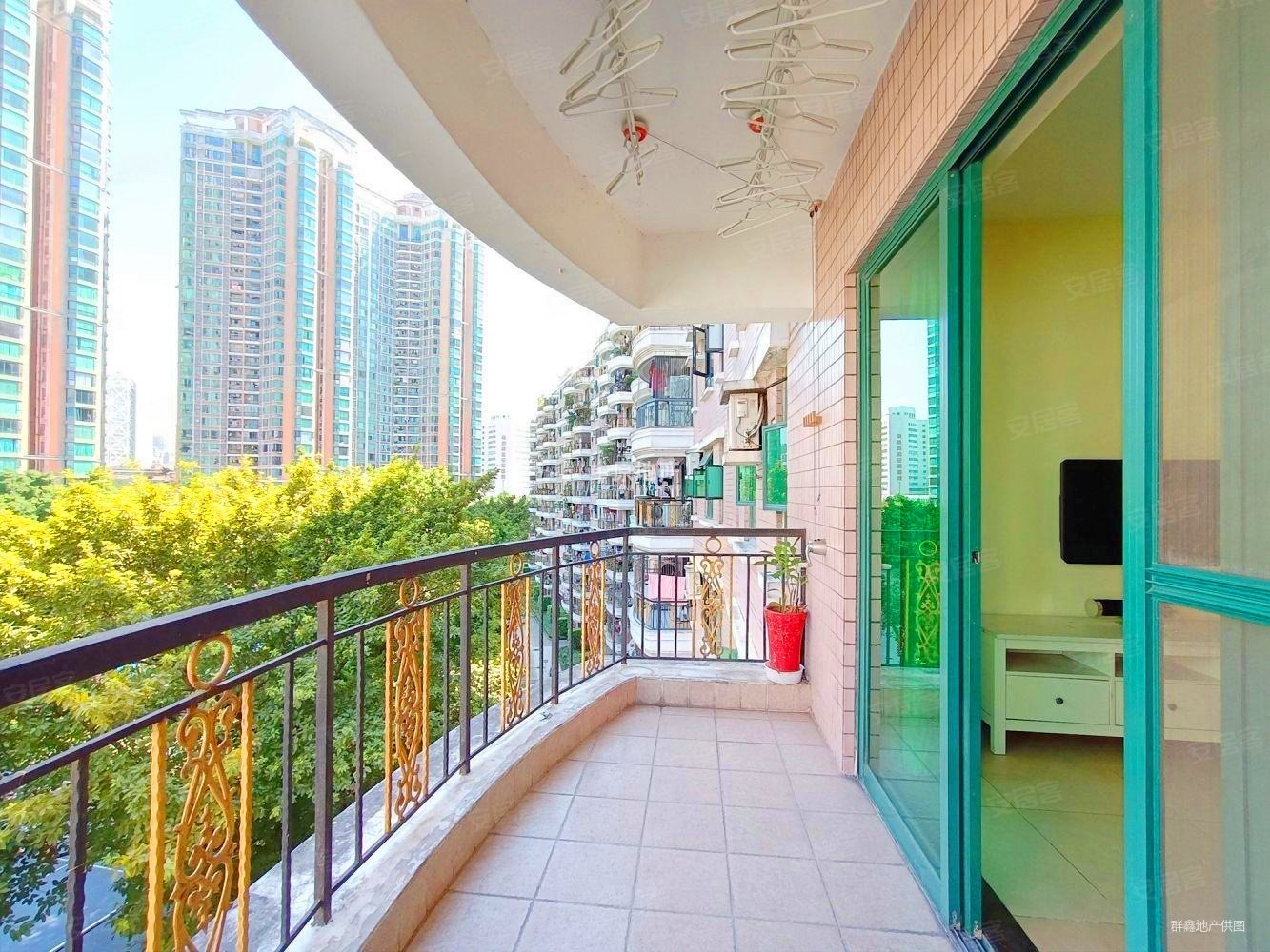 车位(性价比高,欢迎咨询)锦城花园,南向,安静舒服