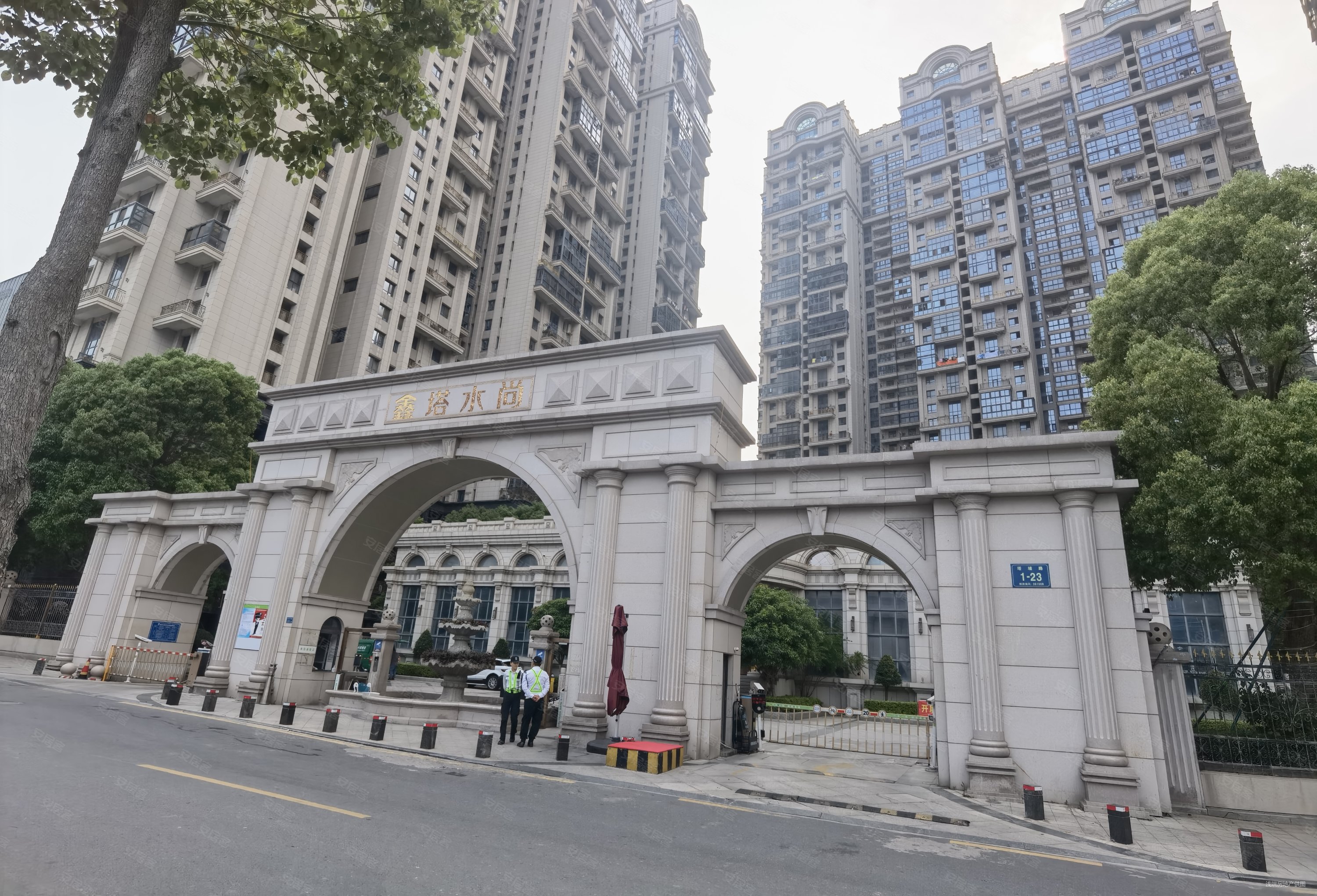 鑫塔水尚装修好南北通透医疗配套成熟楼层好近地铁