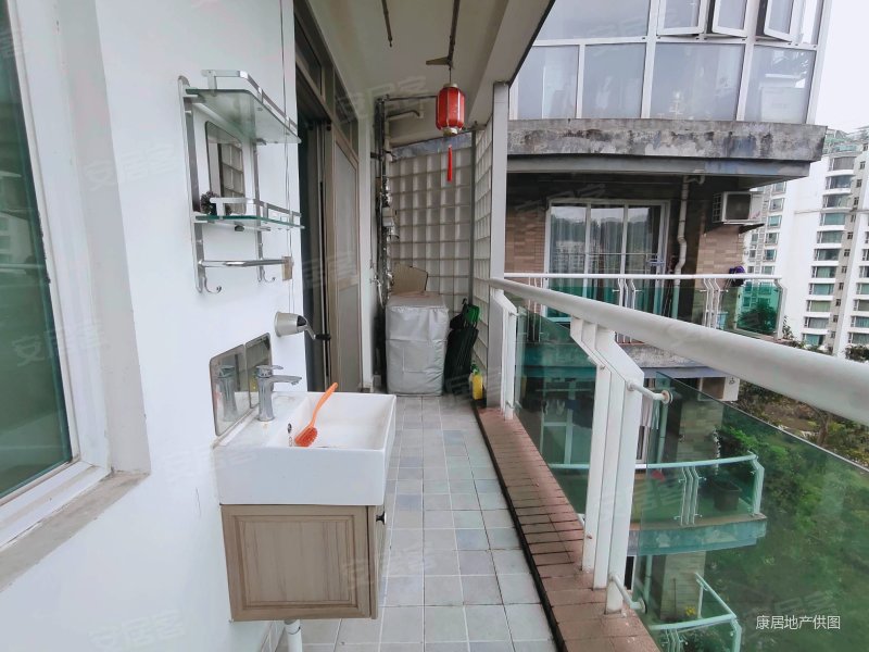 颐和山庄 温馨两房 望地中海花园 户型方正实用