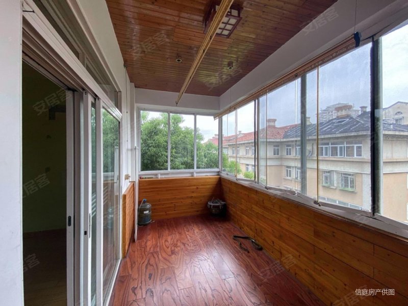 店长推 明湖山庄 叠加别墅 月牙湖畔 4层到顶 秦淮区 苜蓿