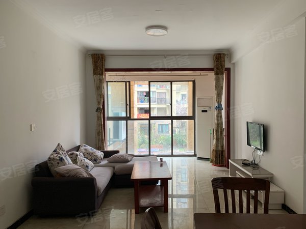 重庆江津双福新区金成溪山美郡金成溪山美郡 3室2厅2卫 电梯房 南北