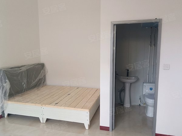 邢台任县任县城区电力小区家属楼电力小区家属楼 1室1厅1卫出租房源真实图片