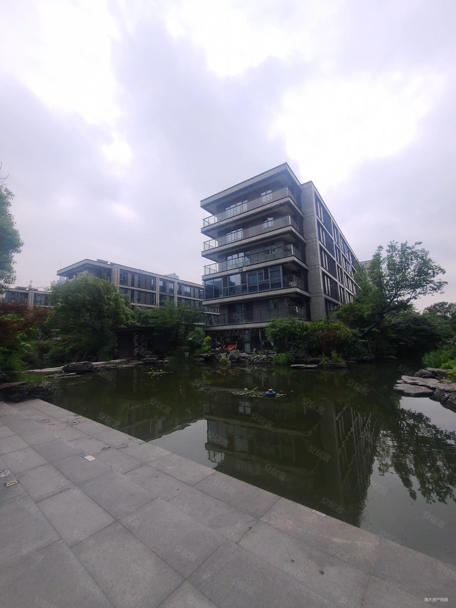 整个小区 洋房 东部新城 品质小区 配套齐全 中间楼层,宁波府二手房