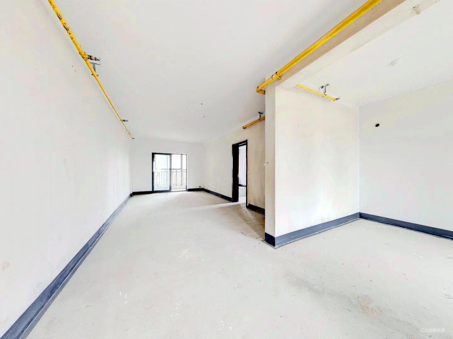 招商一江璟城(北区)4室2厅2卫134.96㎡南北160万