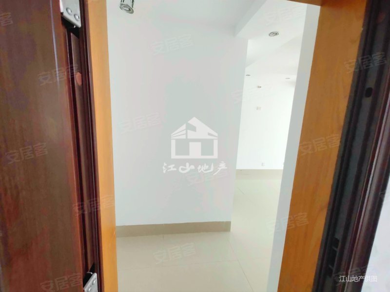 丽园小区 3房2厅128万